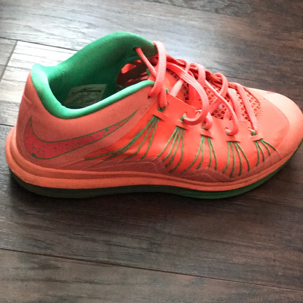 Lebron watermelons - Picture 2 of 5